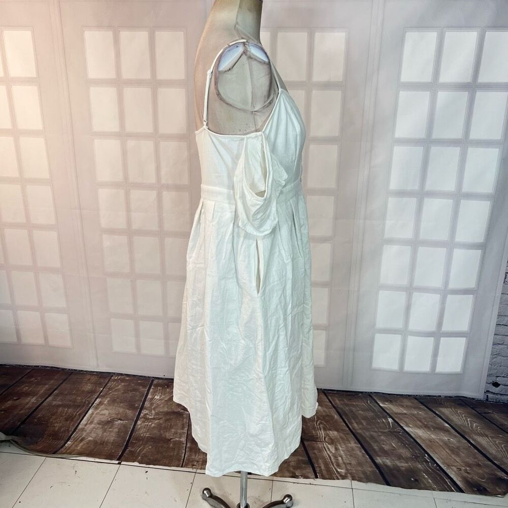Lulu’s I've Got Love White Off-the-Shoulder Midi Dress size medium - Picture 9 of 15